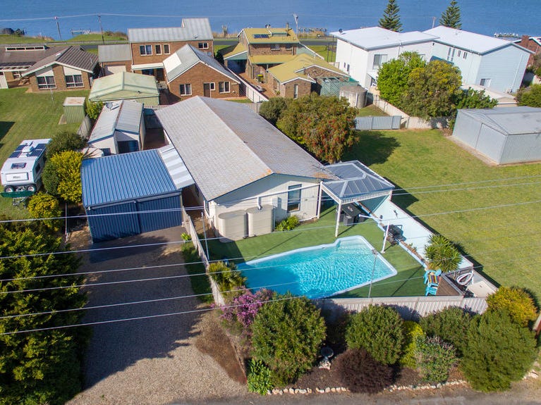 27 Daniel Avenue, Goolwa North, SA 5214