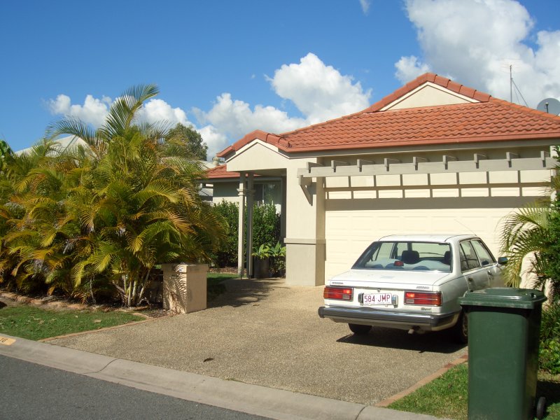 16 Lakes Circuit, Burleigh Waters, QLD 4220