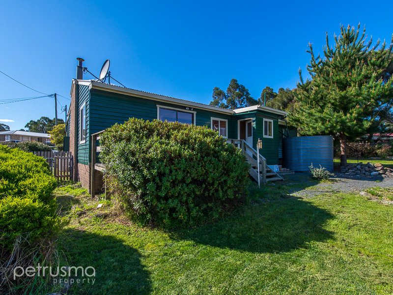 12 Young Street, Carlton, Tas 7173 Property Details