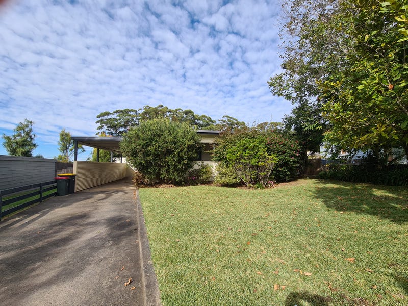 60 Wyoming Avenue, Burrill Lake, NSW 2539