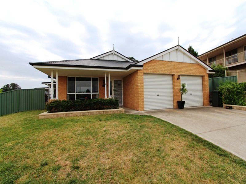 34 Hassall Grove, Bathurst, NSW 2795 Property Details