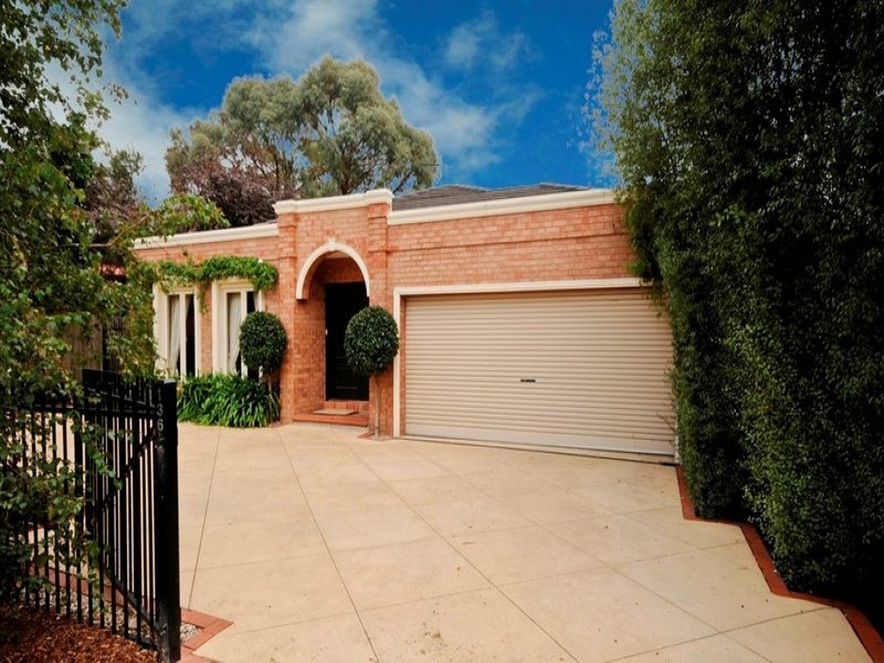 136 DORSET ROAD, Croydon, Vic 3136 Property Details