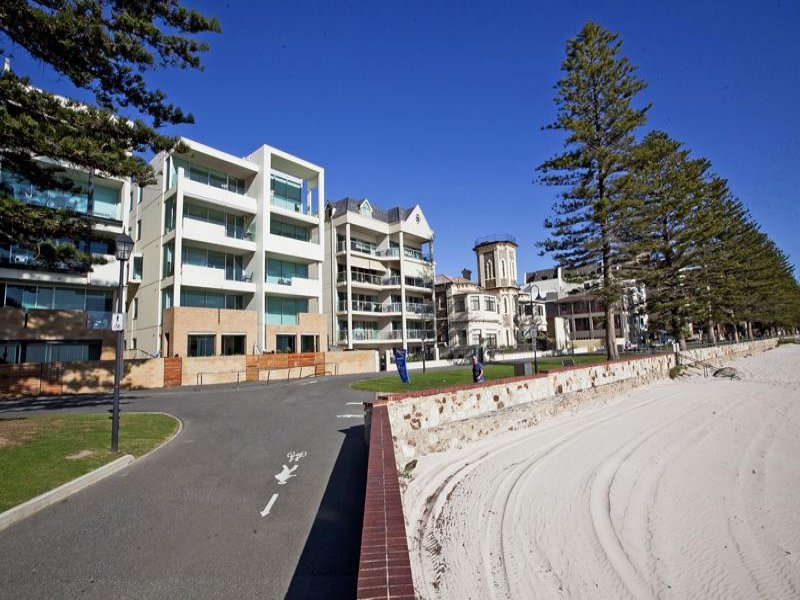 1/34 South Esplanade, Glenelg, SA 5045 Property Details