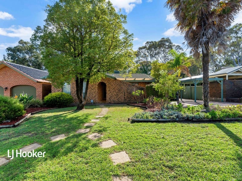 30 Doxiadis Street, St Agnes, SA 5097