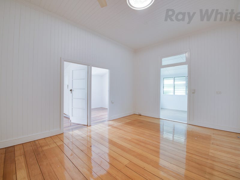 37 Waterworks Road, North Ipswich, QLD 4305