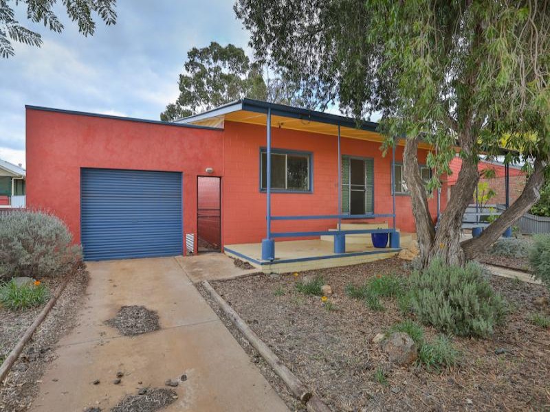 68 Pitman Avenue, Buronga, NSW 2739