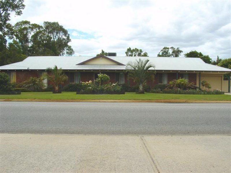 18 Bedingfeld Road, Riverside Gardens, Mandurah, WA 6210 Property Details