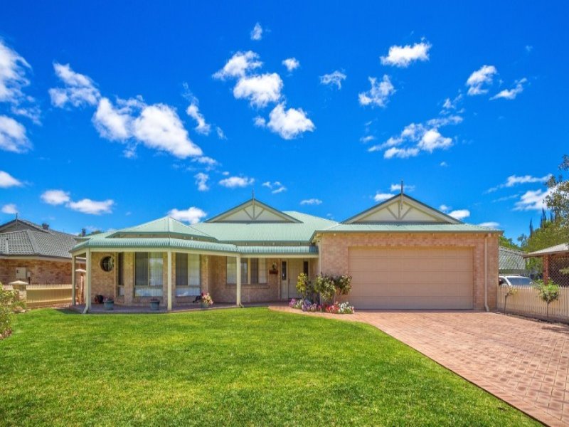 4 Alan Street, Broadwater, WA 6280 Property Details