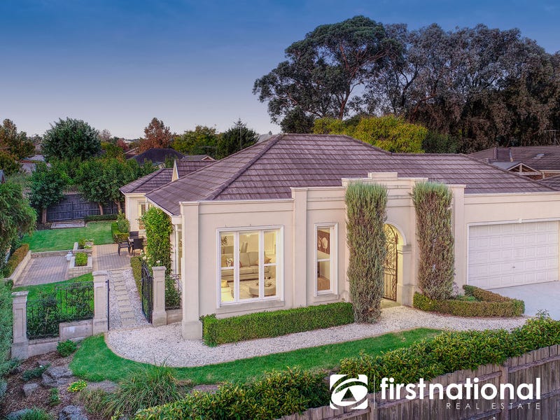 2A Quarry Hills Drive, Berwick, VIC 3806