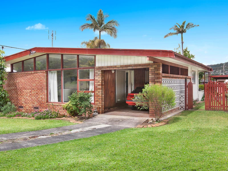 9 Noonan Point Avenue, Point Clare, NSW 2250