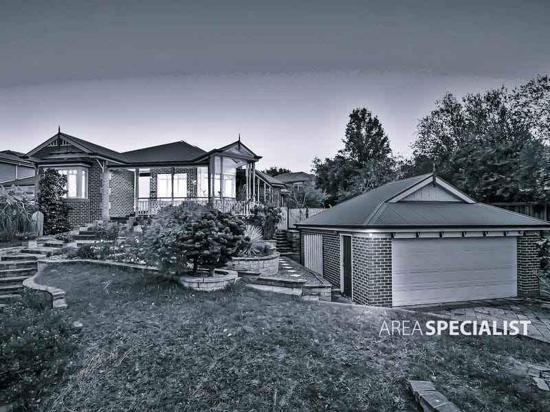71 Berwick Springs Promenade, Narre Warren South, VIC 3805 realestate