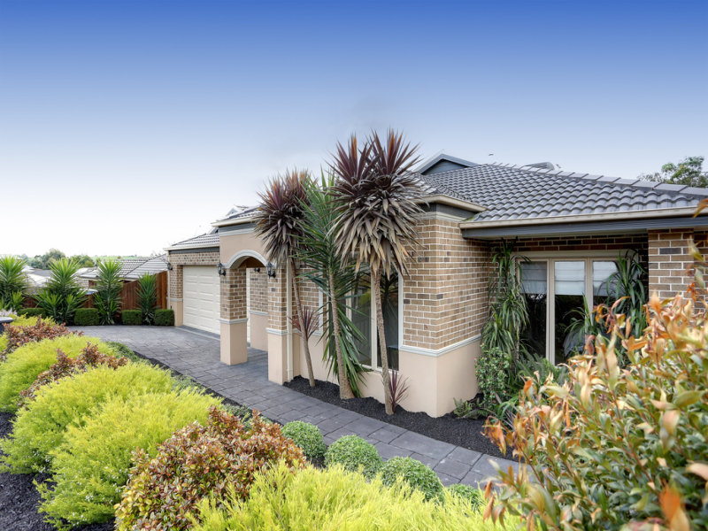 44 Kingsburgh Lane, Lilydale, Vic 3140 Property Details