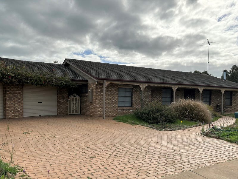 5 War Memorial Drive, Balaklava, SA 5461 Property Details