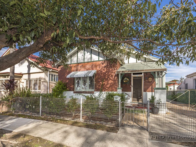 39 Young Street, NSW 2298 Property Details