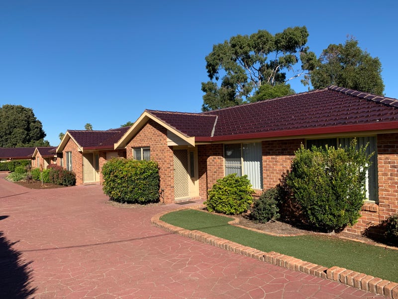 2/37 Piper Street, North Tamworth, NSW 2340