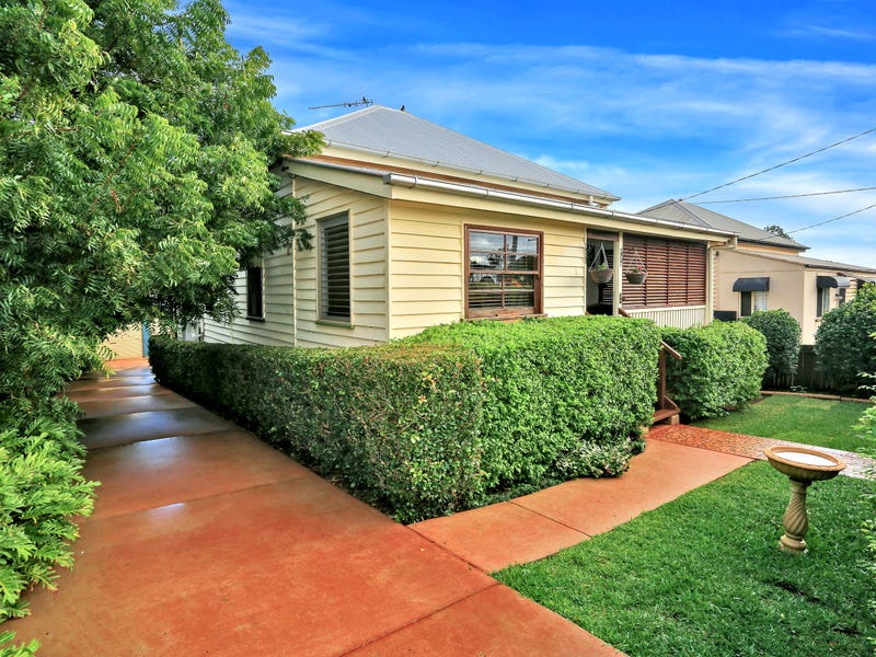 Houses for Sale in Childers, QLD 4660 Pg. 2