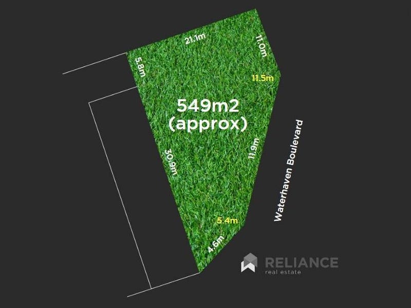 205 Waterhaven Boulevard, Point Cook, VIC 3030