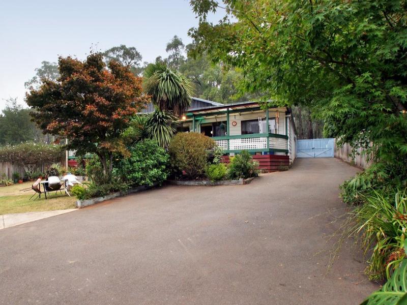 237 Monbulk Road, Silvan, Vic 3795 Property Details