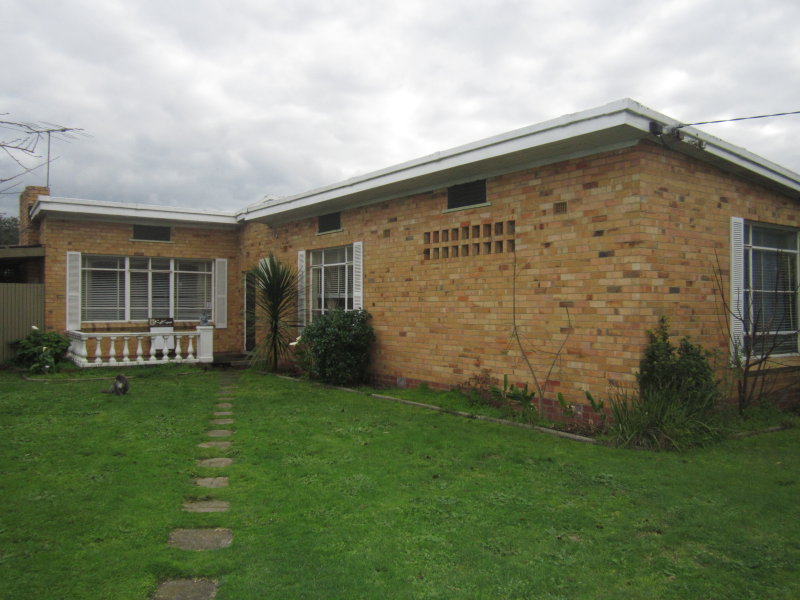 1 St Ives Road, Bentleigh East, VIC 3165