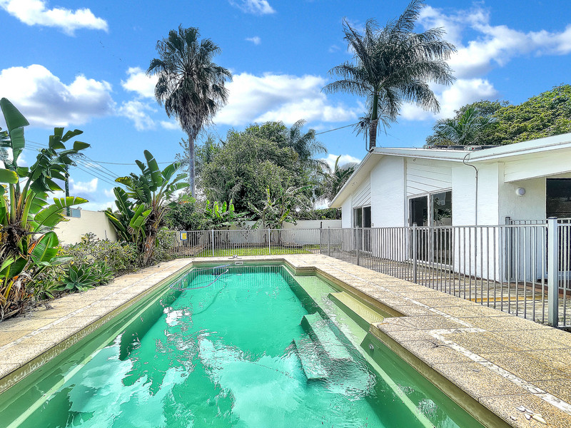 10 Glenlea Drive, Maroochydore, QLD 4558