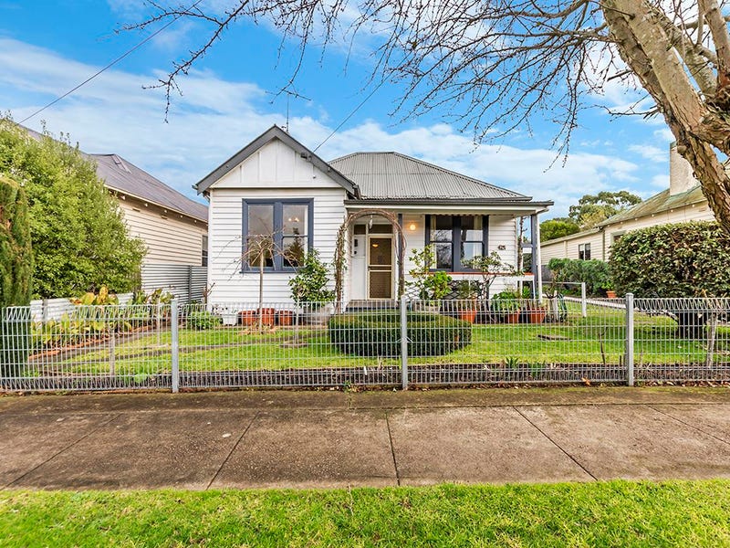 3 Clarence Street, Hamilton, Vic 3300 - Property Details