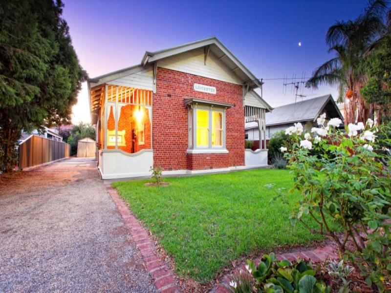 663 Young Street, Albury, NSW 2640 Property Details