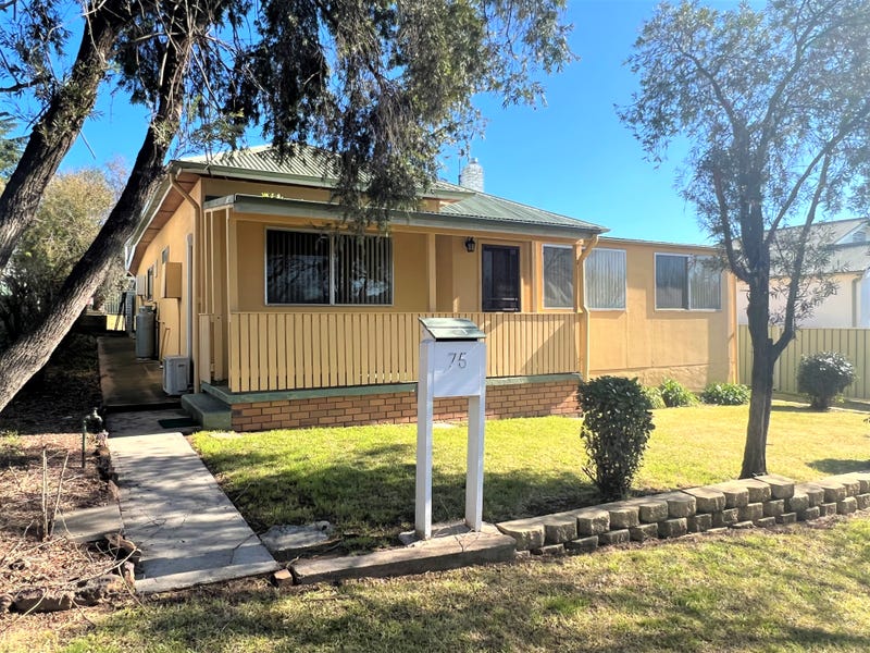 75 Gidley Street, Molong, NSW 2866