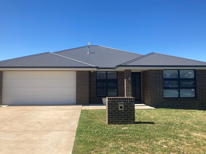 15 Agate Street, Orange, NSW 2800