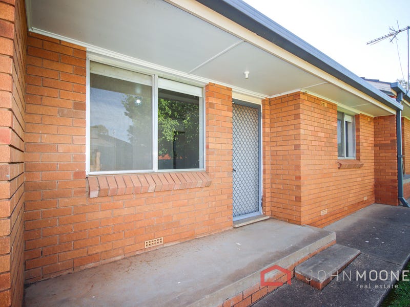 3/8 Joyes Place, Tolland, NSW 2650 Property Details