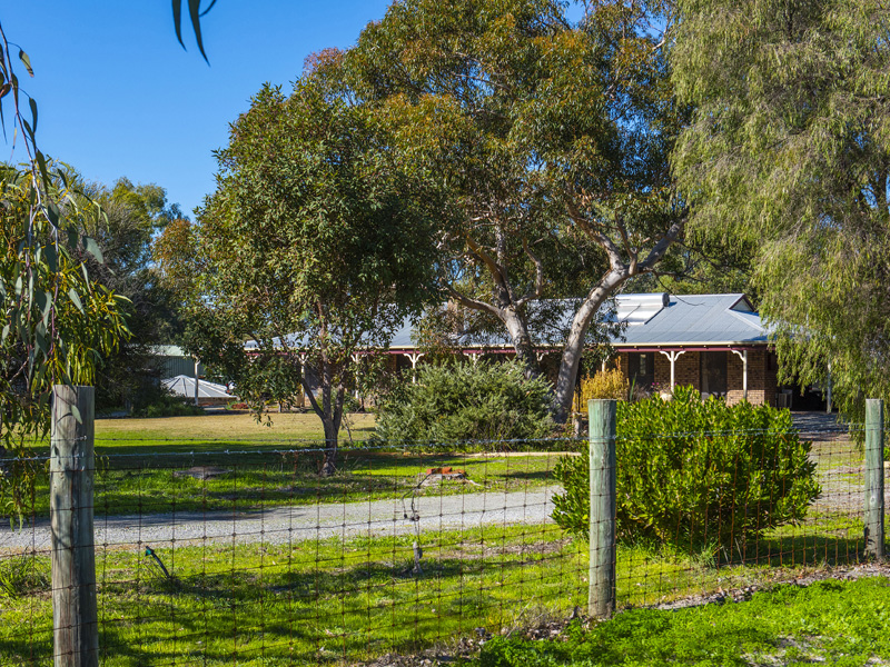 36 Lawson Road, Henley Brook, WA 6055