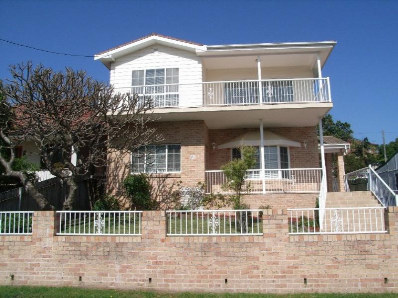 81 Botany St, Carlton, NSW 2218 Property Details