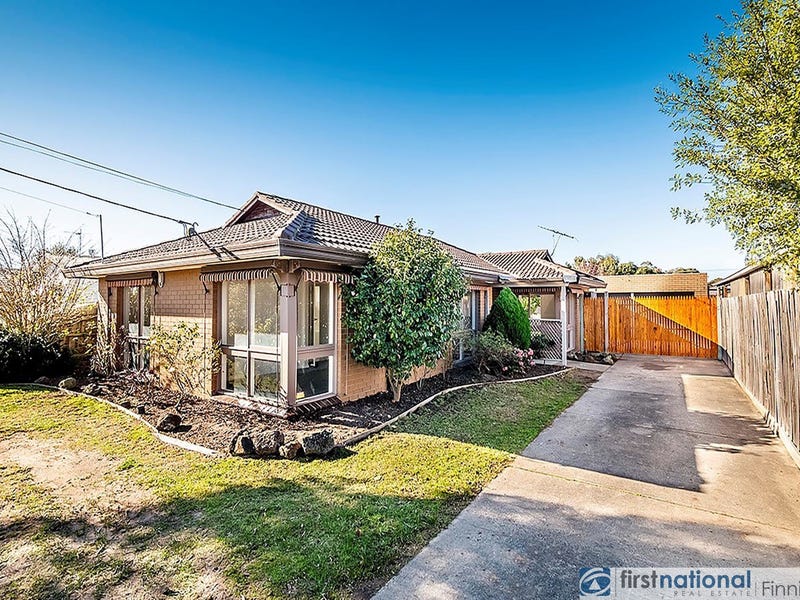 20 Mclaren Avenue Cranbourne Vic 3977