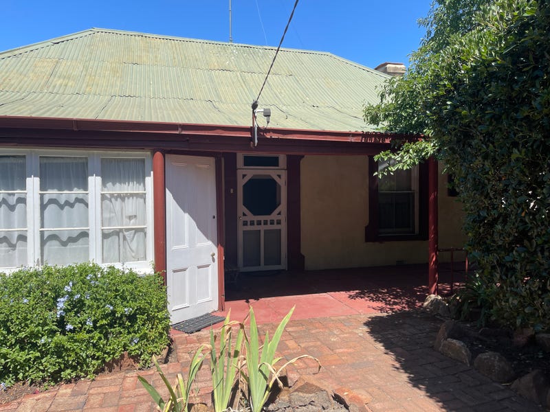 51 Avon Terrace, York, WA 6302