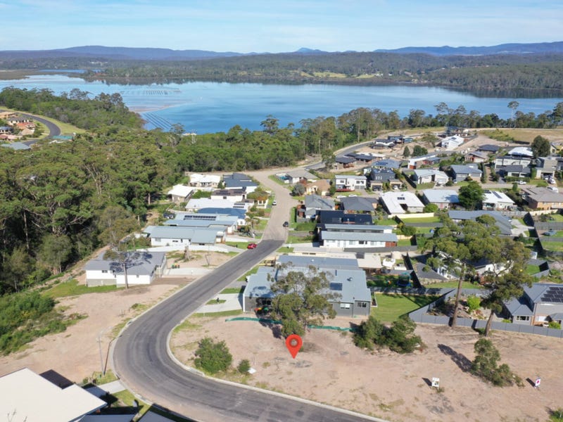 24 Mulloway Circuit, Merimbula, NSW 2548