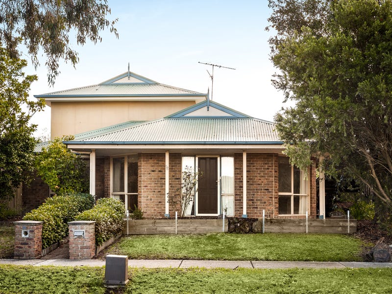 18 Kingston Avenue, Pakenham, Vic 3810 Property Details