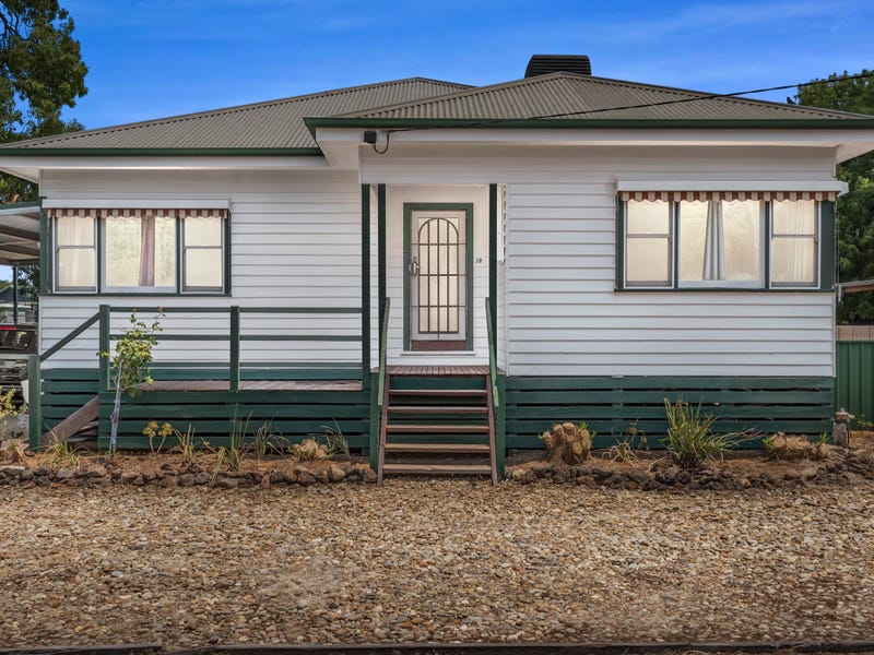 37 Moama Street, Echuca, Vic 3564 House for Sale