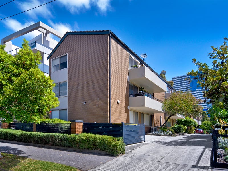 7/117 Manningham Street, Parkville, Vic 3052 Property Details