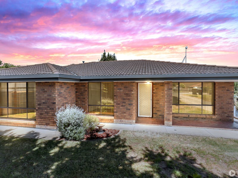 13 Cornwall Court, Woodcroft, SA 5162 Property Details