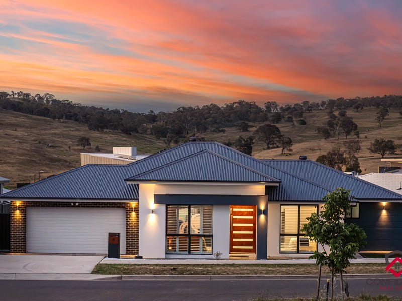 8 Josie Agius Street, Whitlam, ACT 2611 Property Details