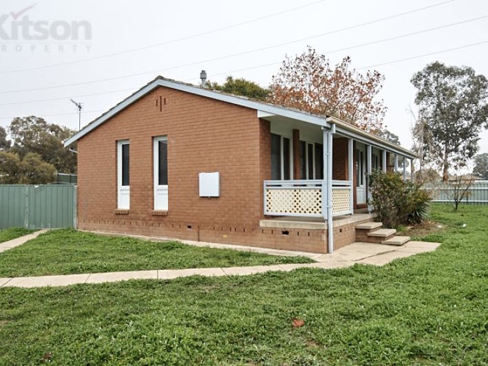 5 Kenny Place, Tolland, NSW 2650 Property Details