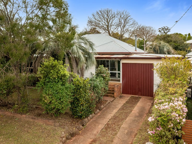 336 Hume Street, Centenary Heights, QLD 4350