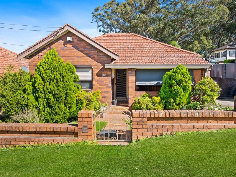 140 Hillcrest Avenue, Greenacre, NSW 2190 House for Sale realestate