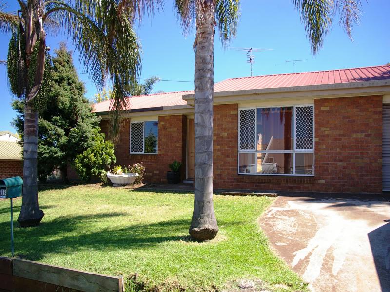 113 Glenvale Road, Newtown, QLD 4350