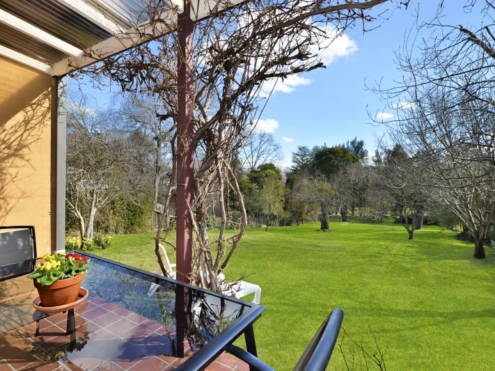 35 Holly Street, Bowral, NSW 2576 Property Details