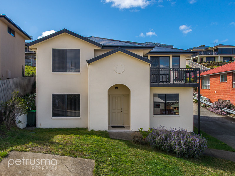 1 / 32 Arlunya Street, Tranmere, Tas 7018 Property Details