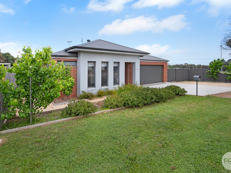 1 Lionel Street, Creswick, Vic 3363 Property Details