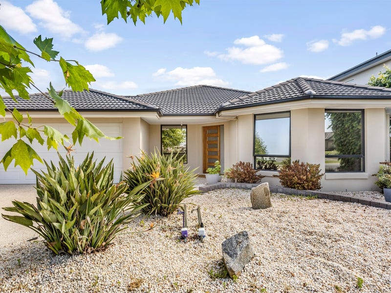 147 Sandhurst Boulevard, Sandhurst, Vic 3977 Property Details