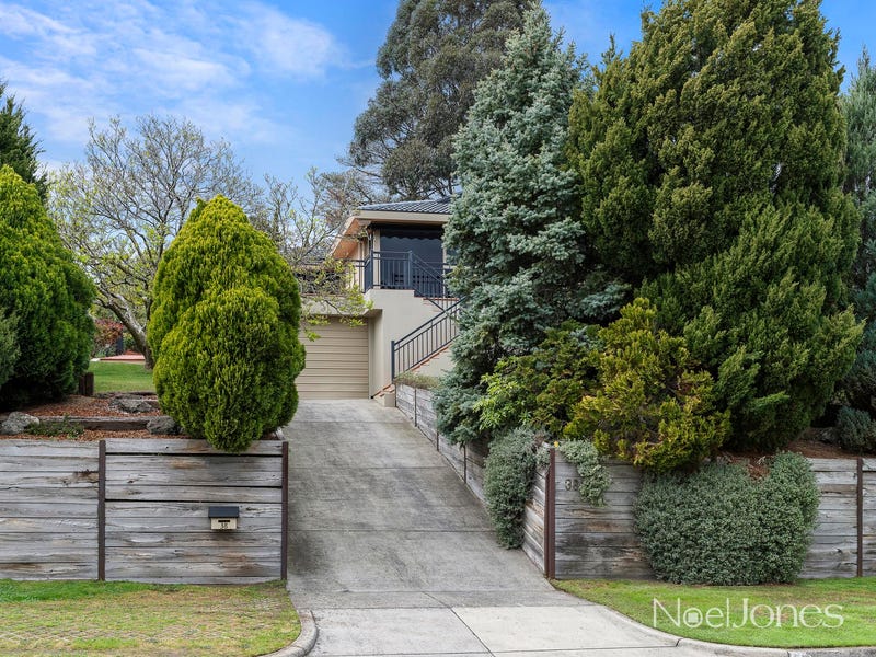 Houses for Sale in Chirnside Park, VIC 3116