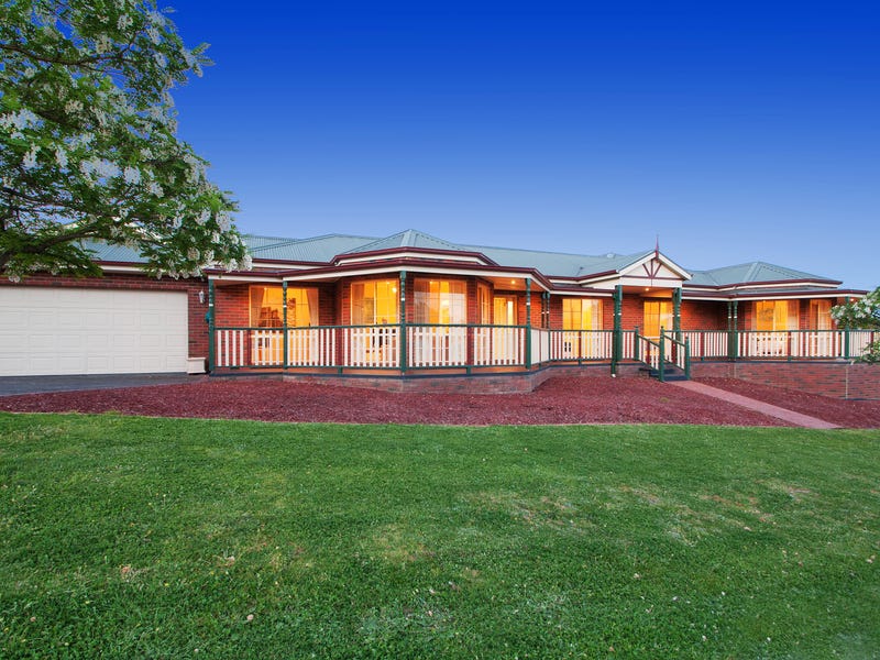 35 Yarra Valley Boulevard, Chirnside Park, VIC 3116