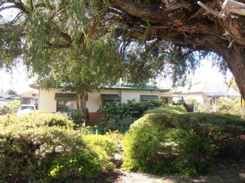 60 Rome Road, Melville, WA 6156 Property Details